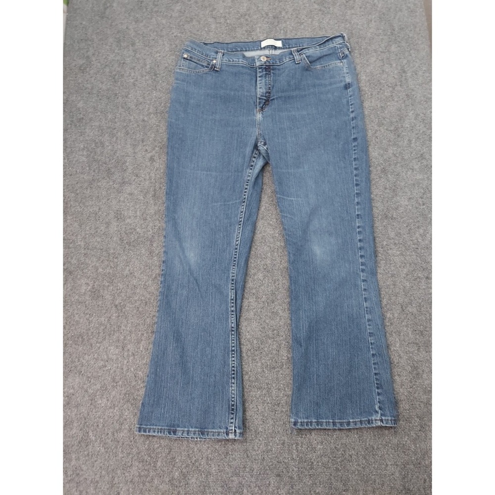 Wrangler As Real As Jeans 16x30 Blue Medium Wash Western Bootcut Stretch